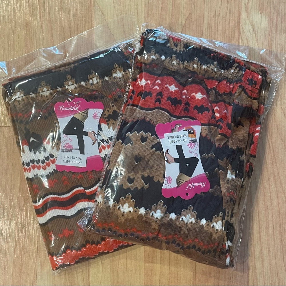 NWT Colorful Patterned Women Leggings size M / L Set of 2